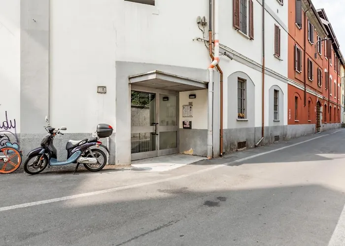 New! Studio Apt 700M From Corso Lodi!